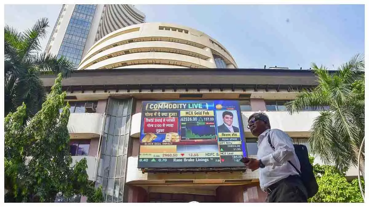 Sensex-Nifty में बढ़त, फार्मा अगली रैली का नेतृत्व करेगा? Sensex-Nifty में बढ़त, फार्मा अगली रैली का नेतृत्व करेगा?