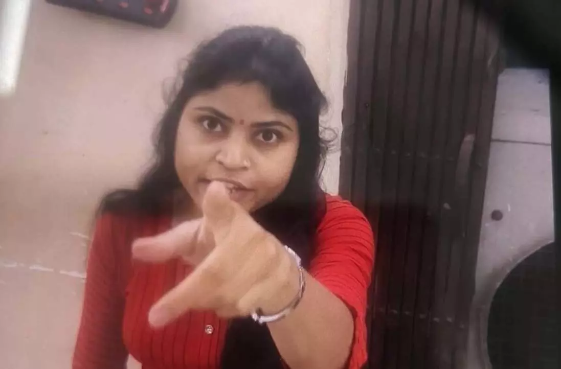 महिला आरक्षक से मारपीट करने वाली इंदु चंद्रा को न्यायालय से मिली सजा महिला आरक्षक से मारपीट करने वाली इंदु चंद्रा को न्यायालय से मिली सजा