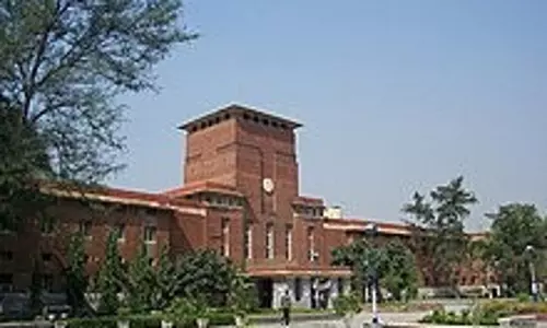 दिल्ली विश्वविद्यालय छात्र संघ चुनाव: मतदान शुरू, शुक्रवार को आएंगे नतीजे