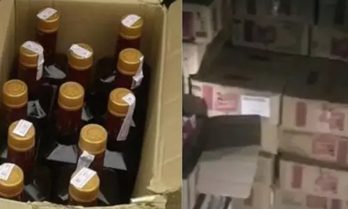 Lucknow: हरियाणा से बिहार जा रही शराब की खेप पकड़ी गई Lucknow: हरियाणा से बिहार जा रही शराब की खेप पकड़ी गई