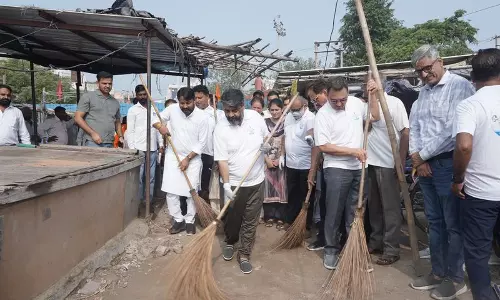 Haryana : अंबाला और कुरुक्षेत्र में स्वच्छता अभियान चलाया गया Haryana : अंबाला और कुरुक्षेत्र में स्वच्छता अभियान चलाया गया