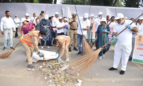 Haryana : नागरिक निकाय ने करनाल में सेवा पखवाड़ा शुरू किया Haryana : नागरिक निकाय ने करनाल में सेवा पखवाड़ा शुरू किया