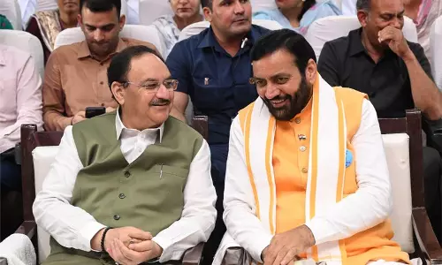 Haryana : नड्डा सैनी ने रोहतक में स्वस्थ नारी सशक्त परिवार अभियान की शुरुआत की