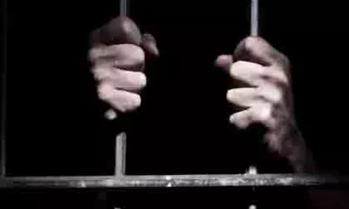 Mumbai: साइबर पुलिस ने अंतरराष्ट्रीय जॉब स्कैम के पीछे के शख्स को पकड़ा Mumbai: साइबर पुलिस ने अंतरराष्ट्रीय जॉब स्कैम के पीछे के शख्स को पकड़ा