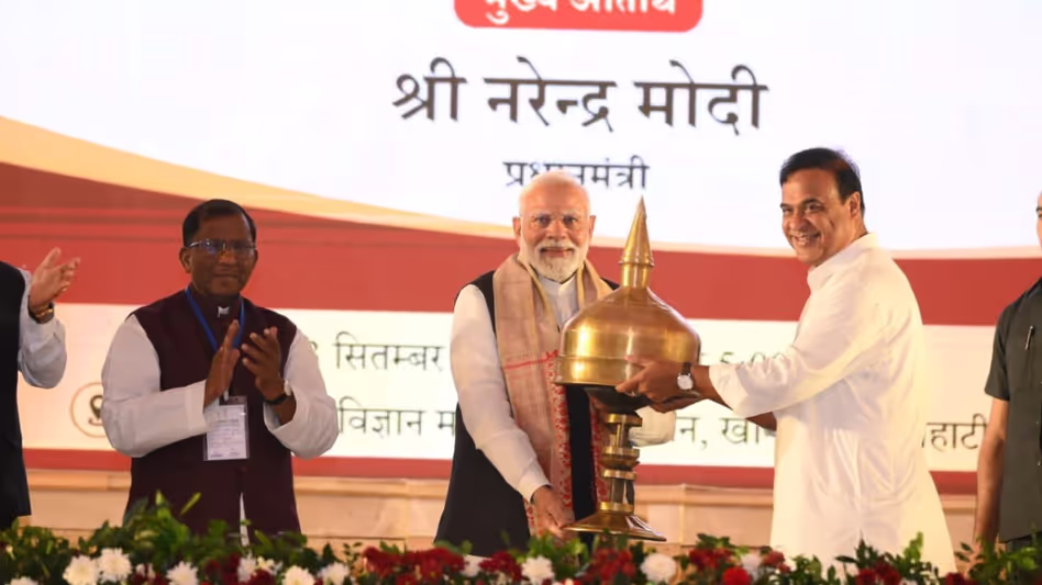 हिमंत बिस्वा सरमा ने कहा कि Assam 18,500 करोड़ रुपये के निवेश से आत्मनिर्भर भारत को आगे बढ़ाएगा