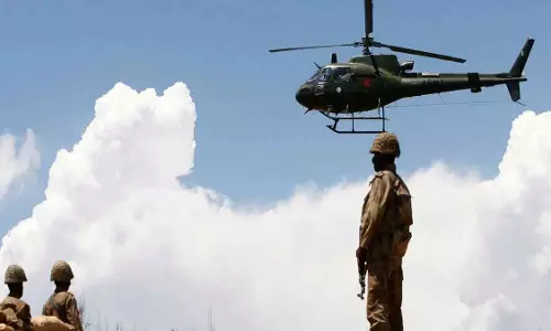 BYC का आरोप: पाक सेना ने ज़ेहरी में घरों पर बमबारी की, 3 मरे, 5 घायल BYC का आरोप: पाक सेना ने ज़ेहरी में घरों पर बमबारी की, 3 मरे, 5 घायल