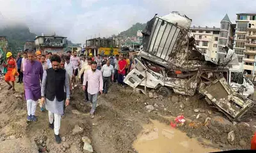 Anurag Thakur ने मंडी के बाढ़ प्रभावित धर्मपुर का दौरा किया