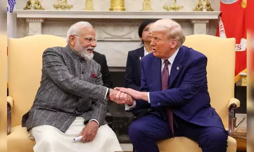 भारत पर कड़ा टैरिफ, अब डोनाल्ड ट्रंप को अपनी गलती का एहसास, टैरिफ वाली टेंशन  खत्म होने वाली है?
