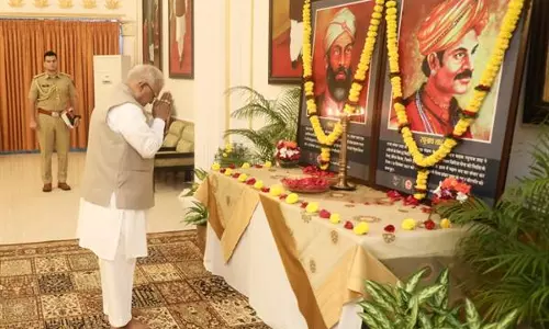 Bhopal: राज्यपाल पटेल ने शंकरशाह-रघुनाथशाह को याद किया Bhopal: राज्यपाल पटेल ने शंकरशाह-रघुनाथशाह को याद किया