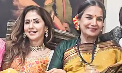 शबाना आज़मी के जन्मदिन पर उर्मिला मातोंडकर का खास संदेश शबाना आज़मी के जन्मदिन पर उर्मिला मातोंडकर का खास संदेश