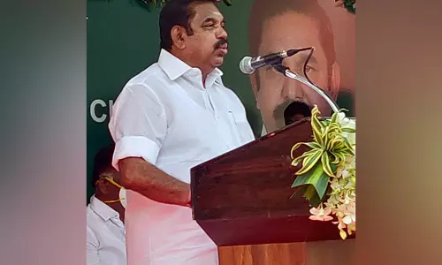 AIADMK प्रमुख पलानीस्वामी का डीएमके पर हमला, दिनाकरन के दावे खारिज AIADMK प्रमुख पलानीस्वामी का डीएमके पर हमला, दिनाकरन के दावे खारिज