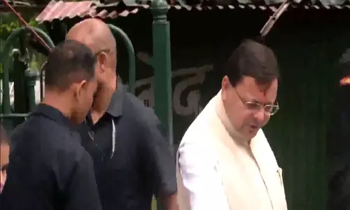 उत्तराखंड के CM धामी ने रायपुर और मसूरी के आपदा प्रभावित क्षेत्रों का किया निरीक्षण उत्तराखंड के CM धामी ने रायपुर और मसूरी के आपदा प्रभावित क्षेत्रों का किया निरीक्षण
