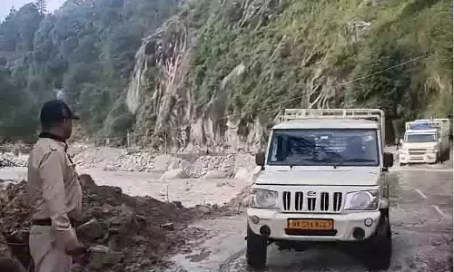 Himachal में 519 सड़कें अभी भी अवरुद्ध, 23 सितंबर तक बारिश की संभावना Himachal में 519 सड़कें अभी भी अवरुद्ध, 23 सितंबर तक बारिश की संभावना