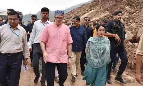राजमार्ग को पूरी तरह बहाल करने के लिए सरकार हर संभव प्रयास कर रही: Omar राजमार्ग को पूरी तरह बहाल करने के लिए सरकार हर संभव प्रयास कर रही: Omar