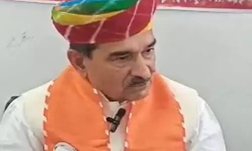 प्रधानमंत्री मोदी के नेतृत्व की वैश्विक मान्यता, मराठा आरक्षण और फर्जी प्रमाणपत्रों पर राधाकृष्ण विखे पाटिल ने कही अहम बातें प्रधानमंत्री मोदी के नेतृत्व की वैश्विक मान्यता, मराठा आरक्षण और फर्जी प्रमाणपत्रों पर राधाकृष्ण विखे पाटिल ने कही अहम बातें