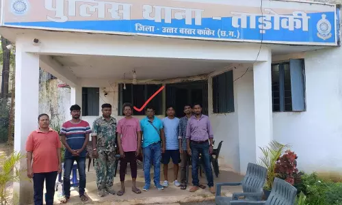 कांकेर पुलिस का मानवीय चेहरा, मानसिक विक्षिप्त व्यक्ति को परिजनों से मिलाया