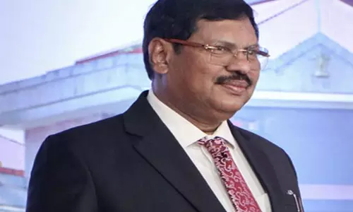 भगवान विष्णु मामले में सीजेआई ने दी सफाई, कपिल सिब्बल ने सोशल मीडिया को बताया बेलगाम घोड़ा