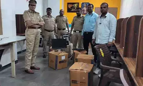 Nashik: फर्जी कॉल सेंटर का भंडाफोड़, ₹24.32 लाख के उपकरण जब्त