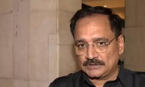 दिल्ली BJP अध्यक्ष ने मतदाता सूची एसआईआर फैसले का स्वागत किया दिल्ली BJP अध्यक्ष ने मतदाता सूची एसआईआर फैसले का स्वागत किया