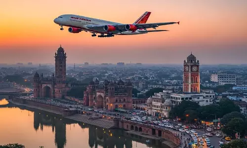 Lucknow एयरपोर्ट पर इंडिगो फ्लाइट में धूम्रपान के मामले में यात्री गिरफ्तार, Lucknow एयरपोर्ट पर इंडिगो फ्लाइट में धूम्रपान के मामले में यात्री गिरफ्तार,