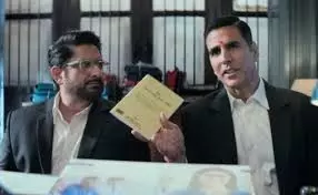 Jolly LLb 3 Review: अक्षय और अरशद के बीच छाए सौरभ शुक्ला Jolly LLb 3 Review: अक्षय और अरशद के बीच छाए सौरभ शुक्ला