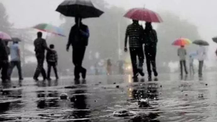 MP : इंदौर, भोपाल, जबलपुर और अन्य जगहों पर भारी बारिश की संभावना MP : इंदौर, भोपाल, जबलपुर और अन्य जगहों पर भारी बारिश की संभावना
