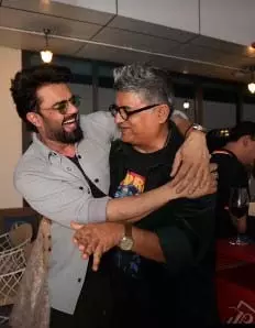 ‘जॉली एलएलबी-3’ के लिए मनीष पॉल ने दी शुभकामनाएं, गजराज राव के साथ शेयर की तस्वीर ‘जॉली एलएलबी-3’ के लिए मनीष पॉल ने दी शुभकामनाएं, गजराज राव के साथ शेयर की तस्वीर