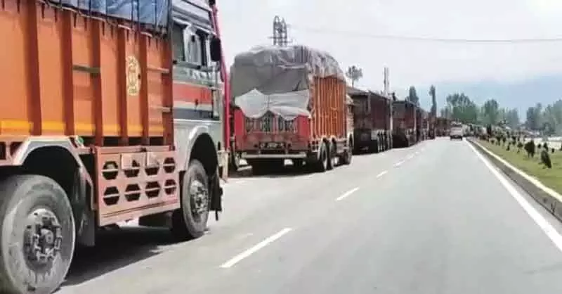 कश्मीर के लिए दोहरी मार कश्मीर के लिए दोहरी मार