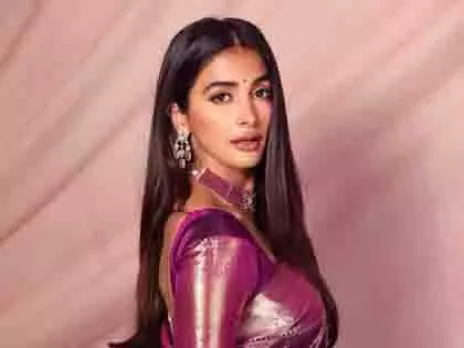 Pooja Hegde: चेन्नई हवाई अड्डे तक ‘त्वरित नाव यात्रा’ की Pooja Hegde: चेन्नई हवाई अड्डे तक ‘त्वरित नाव यात्रा’ की