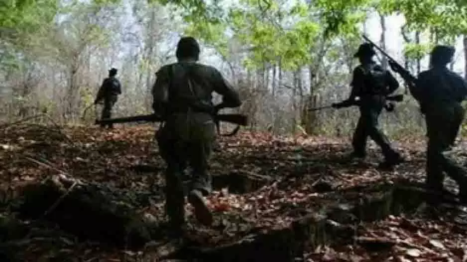 ओडिशा में माओवादियों के साथ मुठभेड़ में SOG कमांडेंट घायल ओडिशा में माओवादियों के साथ मुठभेड़ में SOG कमांडेंट घायल