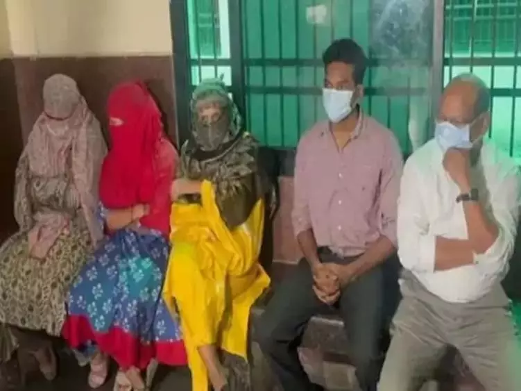 CGPSC घोटाले में बड़ी कार्रवाई: पूर्व सचिव, परीक्षा नियंत्रक समेत 5 आरोपी गिरफ्तार CGPSC घोटाले में बड़ी कार्रवाई: पूर्व सचिव, परीक्षा नियंत्रक समेत 5 आरोपी गिरफ्तार