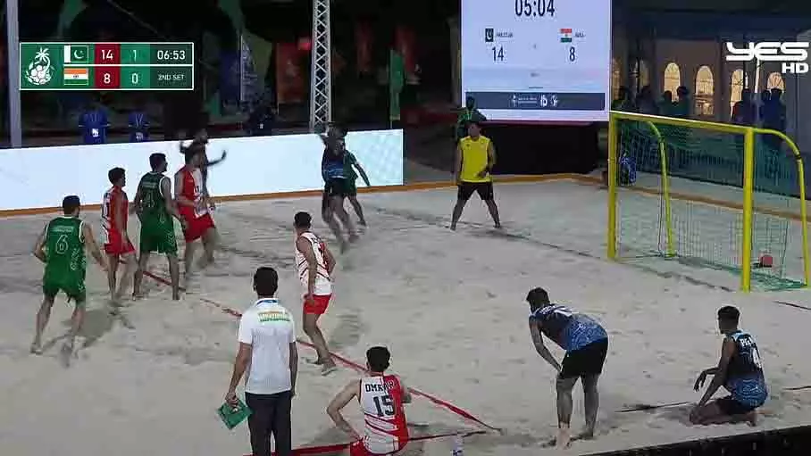 Commonwealth Handball: भारत-पाक खिलाड़ियों ने मैच के बाद मिलाया हाथ? Commonwealth Handball: भारत-पाक खिलाड़ियों ने मैच के बाद मिलाया हाथ?