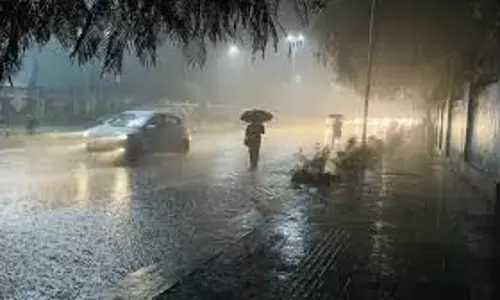 UP Weather: यूपी में मानसून पर लगेगा ब्रेक,  इन जिलों में होगी बारिश