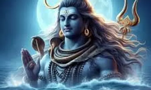 Shukra Pradosh Vrat Katha: प्रदोष काल में इस कथा को पढ़ने से मिलती है सुख, समृद्धि और शिवकृपा