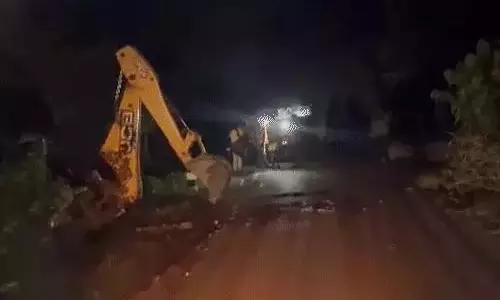 JCB चालक समेत दो की मौत, नहर किनारे काम के दौरान हुआ हादसा