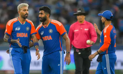 एशिया कप: कमजोर ओमान से भारत का मुकाबला, जीत की हैट्रिक पर निगाहें एशिया कप: कमजोर ओमान से भारत का मुकाबला, जीत की हैट्रिक पर निगाहें