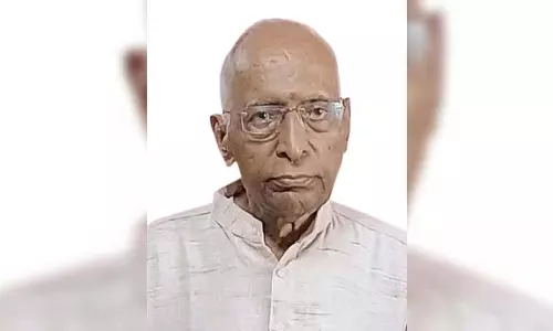 वयोवृद्ध RSS नेता मनुभाई कुलकर्णी का 88 वर्ष की आयु में छत्रपति संभाजीनगर में निधन हो गया वयोवृद्ध RSS नेता मनुभाई कुलकर्णी का 88 वर्ष की आयु में छत्रपति संभाजीनगर में निधन हो गया