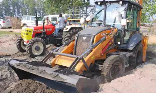 Gurdaspur में बाढ़ में घर और मवेशी बह जाने से कर्ज का जाल मंडराने लगा