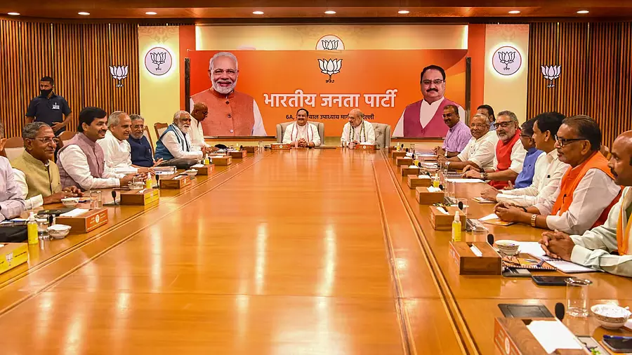 Patna: भाजपा ने मतदाता जोड़ने की रणनीति बनाई