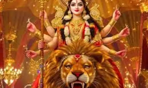 Navratri Upay 2025: इस शारदीय नवरात्रि में मां दुर्गा को प्रसन्न करने के लिए अपनाएं ये 7 अचूक उपाय