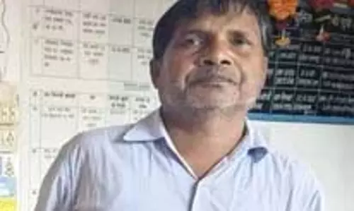 बवासीर के मरीज को लगाया 9 इंजेक्शन, मौत के बाद झोलाझाप डॉक्टर गिरफ्तार बवासीर के मरीज को लगाया 9 इंजेक्शन, मौत के बाद झोलाझाप डॉक्टर गिरफ्तार