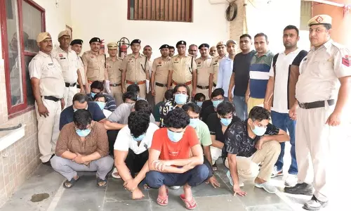 Haryana : झज्जर में साइबर ठगी गिरोह का भंडाफोड़ Haryana : झज्जर में साइबर ठगी गिरोह का भंडाफोड़