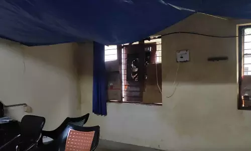 पुलिस थाना जर्जर, तिरपाल लगातार ड्यूटी कर रहे जवान पुलिस थाना जर्जर, तिरपाल लगातार ड्यूटी कर रहे जवान