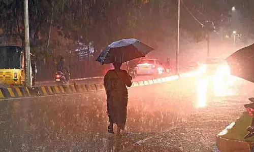 Hyderabad में आज रात 184.5 मिमी बारिश हुई, मुशीराबाद में भारी बारिश दर्ज की गई Hyderabad में आज रात 184.5 मिमी बारिश हुई, मुशीराबाद में भारी बारिश दर्ज की गई