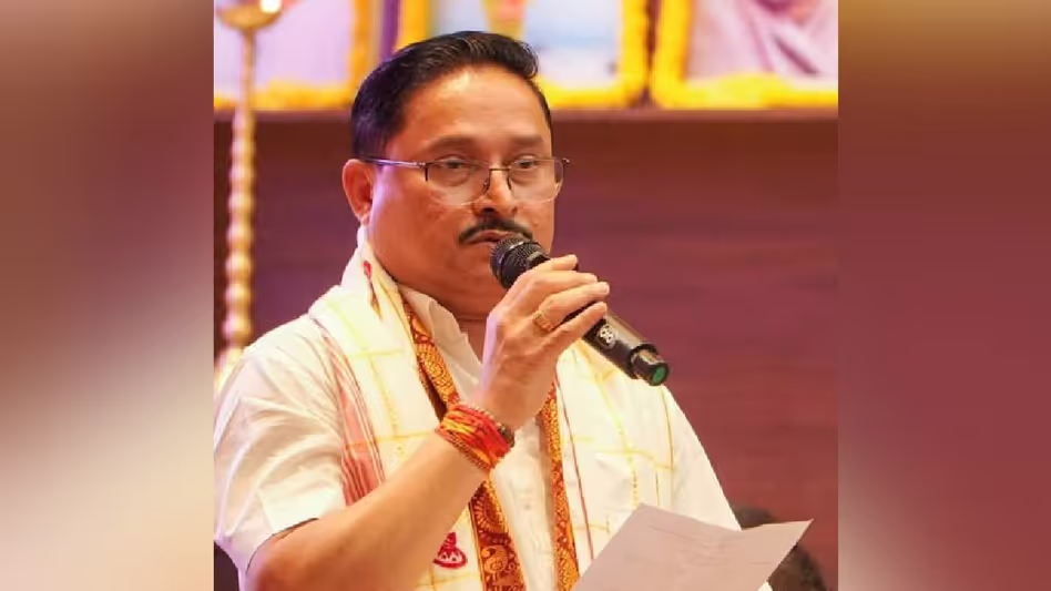 व्यापार, प्रशिक्षण और परिवर्तन के साथ बीटीआर में तेजी Assam भाजपा प्रमुख दिलीप सैकिया व्यापार, प्रशिक्षण और परिवर्तन के साथ बीटीआर में तेजी Assam भाजपा प्रमुख दिलीप सैकिया