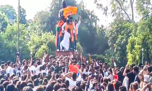डूसू चुनाव: एबीवीपी की जीत के बाद अमित शाह और जेपी नड्डा समेत भाजपा के कई नेताओं ने बधाई दी डूसू चुनाव: एबीवीपी की जीत के बाद अमित शाह और जेपी नड्डा समेत भाजपा के कई नेताओं ने बधाई दी