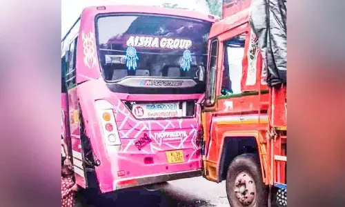 Kerala : लॉरी और बस के बीच टक्कर, 12 घायल