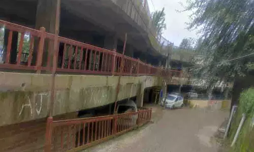 Solan की बहुप्रतीक्षित पार्किंग परियोजना में रुकावट Solan की बहुप्रतीक्षित पार्किंग परियोजना में रुकावट