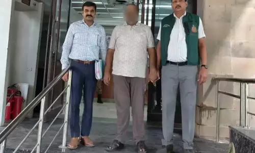 New Delhi: ठगी के आरोपी को पुलिस ने किया गिरफ्तार