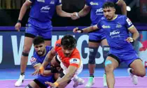 PKL 12: विनय की धमाकेदार परफॉर्मेंस से हरियाणा स्टीलर्स की जीत PKL 12: विनय की धमाकेदार परफॉर्मेंस से हरियाणा स्टीलर्स की जीत